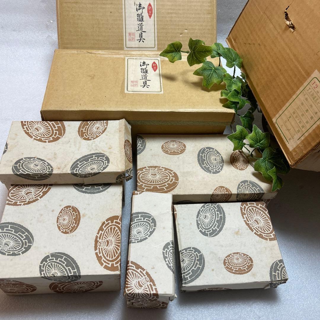 アンティーク　昭和レトロ　木製雛道具　木製雛人形道具　雛飾り　雛祭り　桃の節句