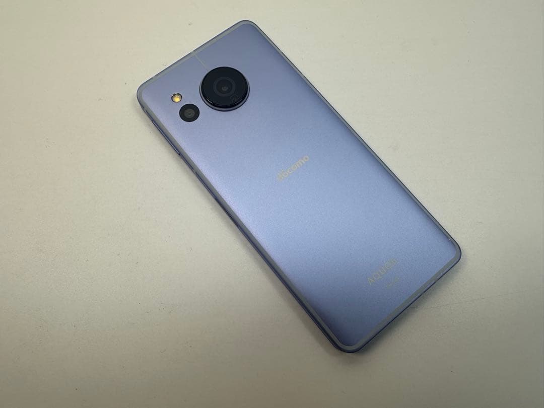 極美品 Aquos sense8 docomo 128GB ブルー