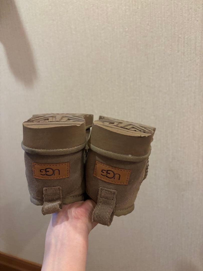 む*ん様 UGG classic ultra mini バーントオリーブ23cm