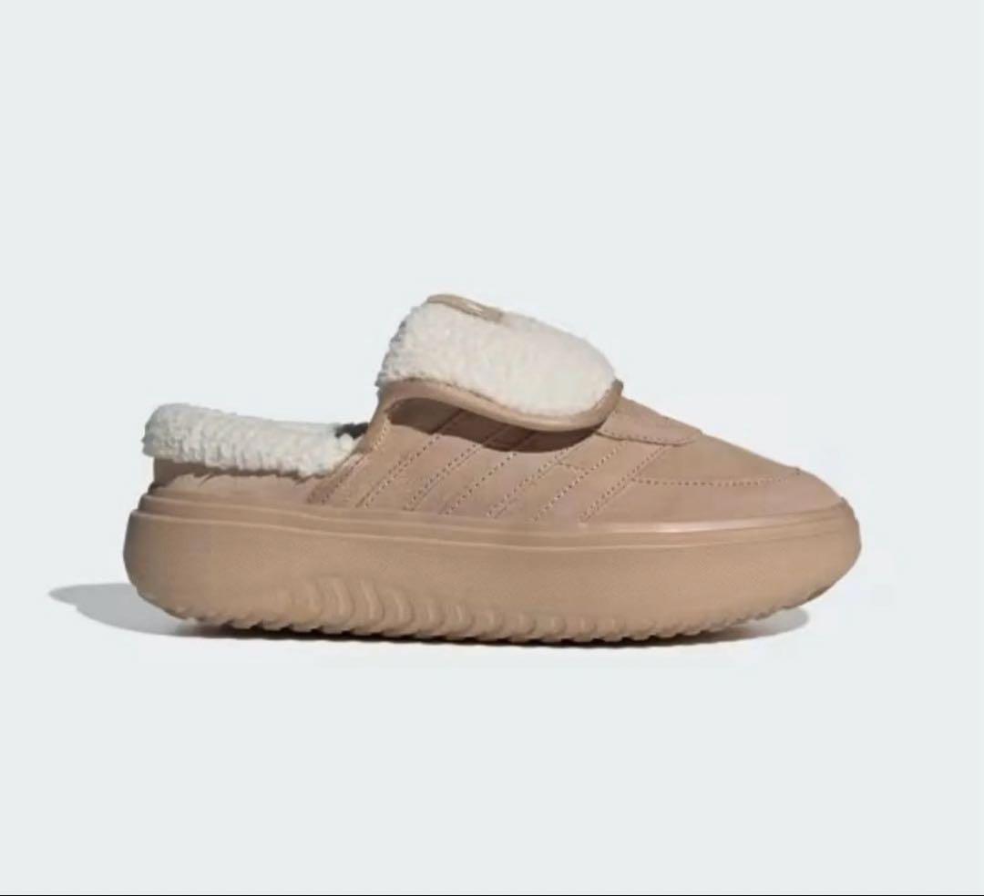 【韓国限定】adidas アディダス23.0㎝ ボア付き サンダル