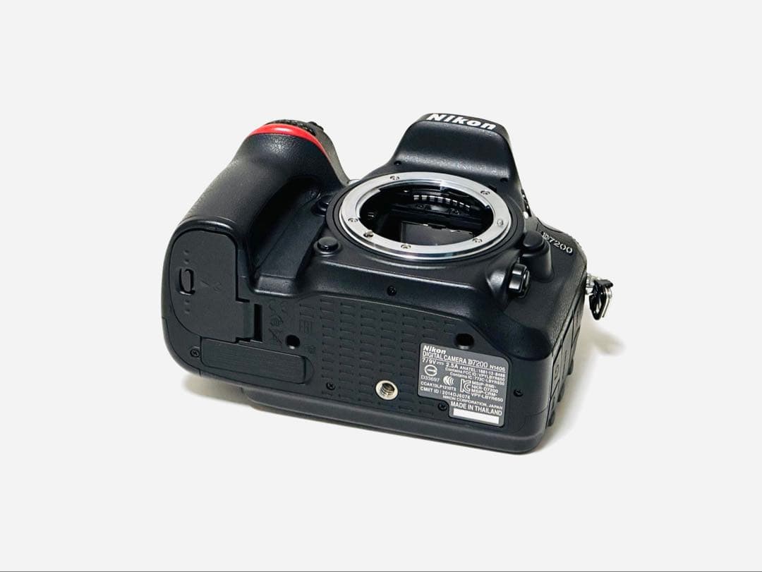 ☆撮影数2700回以下☆Nikon D7200美品レンズセット 18-140VR