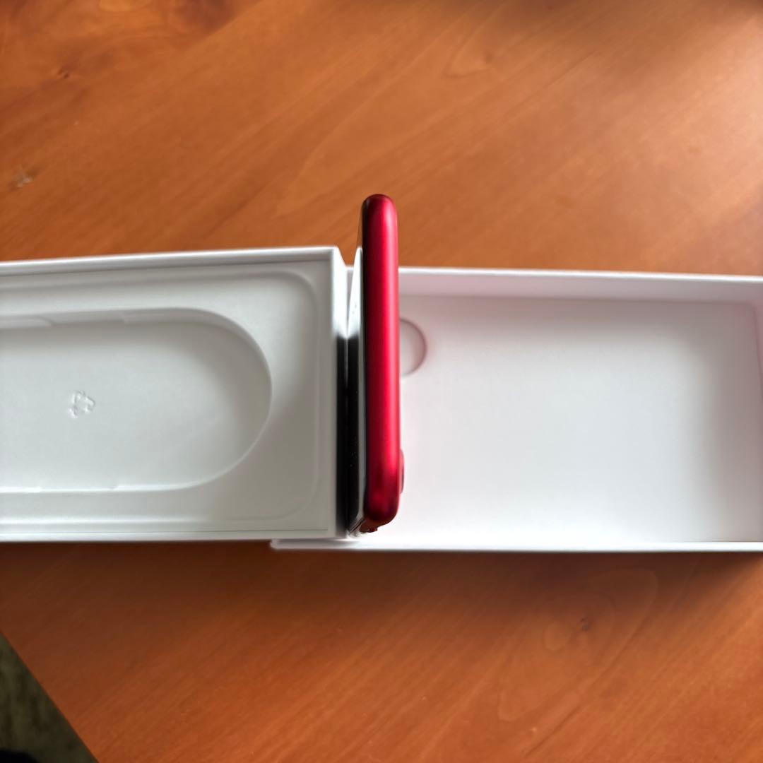 G*M様 iPhone SE 第二世代　64GB