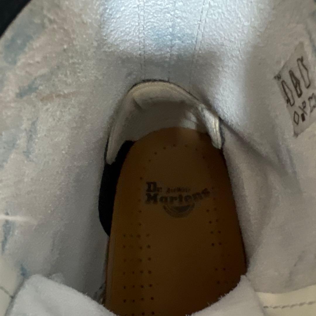 ドクターマーチン　1460　ホワイト　8ホール