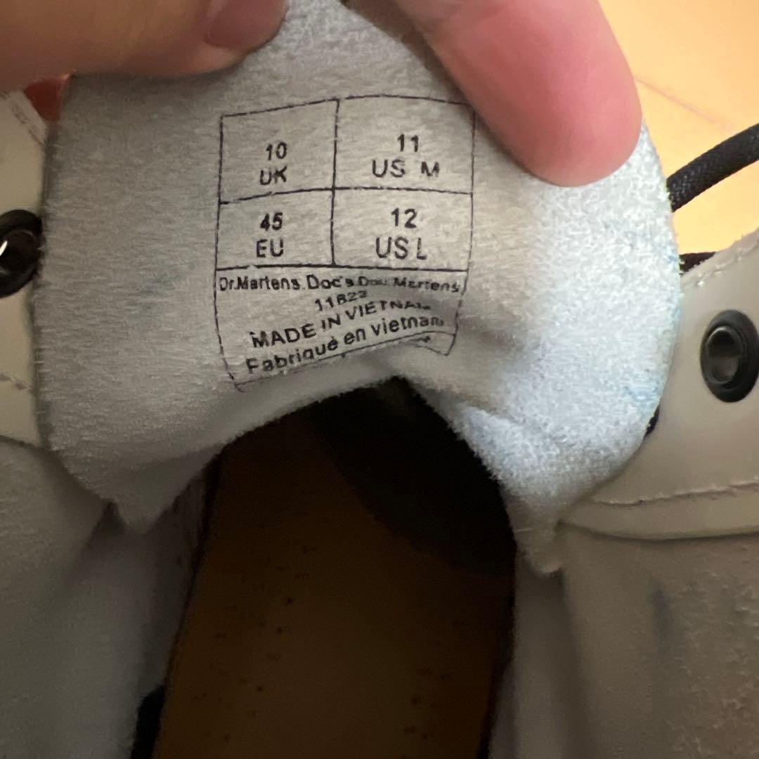 ドクターマーチン　1460　ホワイト　8ホール