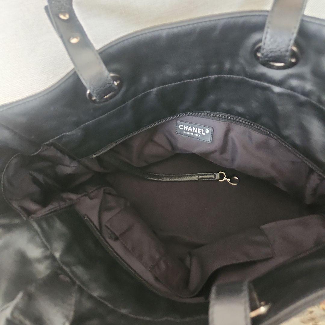 CHANEL ブラック キルティング バッグ