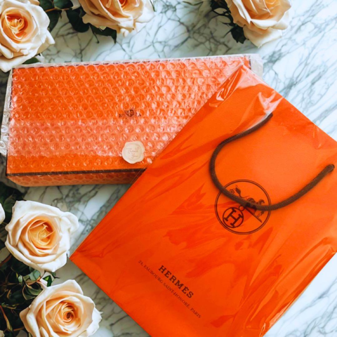 【新品タグ付き】HERMES カレ・タオル　ステアーズ　タオルハンカチ2枚セット