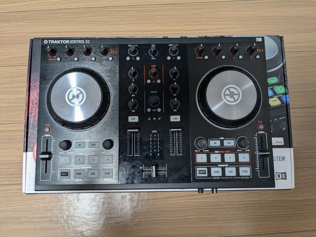 TRAKTOR KONTROL S2 MK2 箱付き 付属品完備