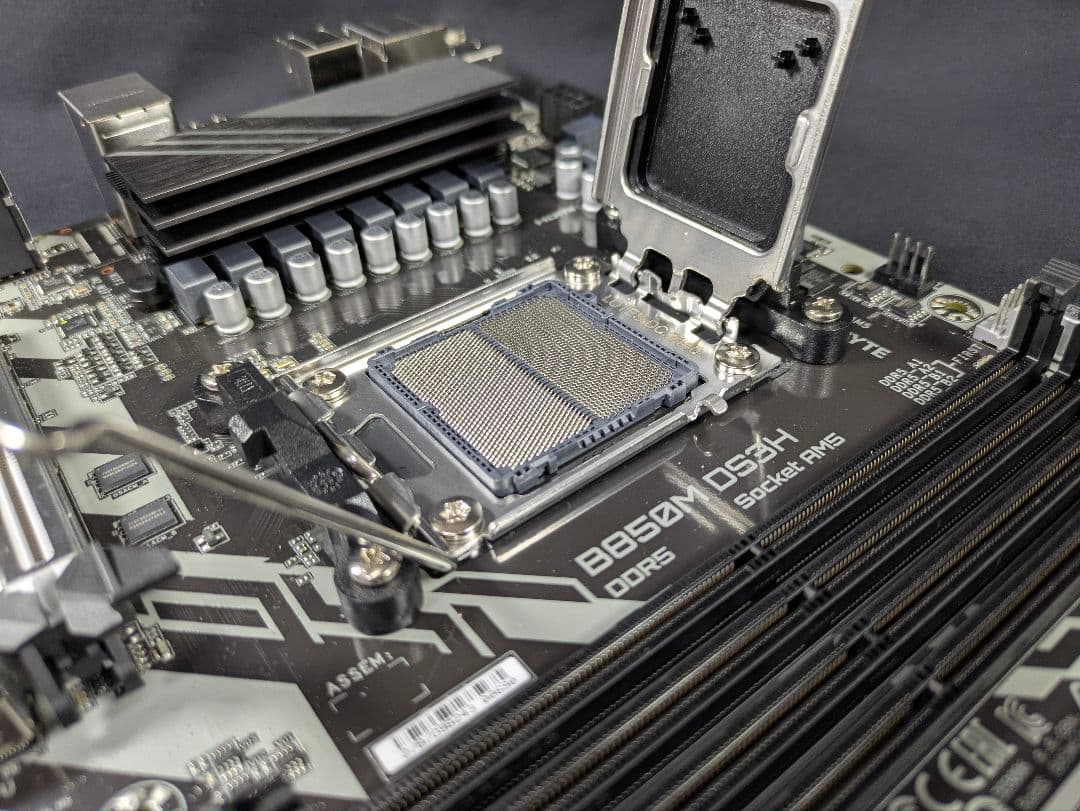 GIGABYTE B850M DS3H マザーボード AM5 AMD