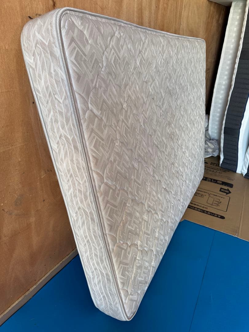 地域限定配送　シモンズ ビューティレスト Extra Hard ダブルサイズ