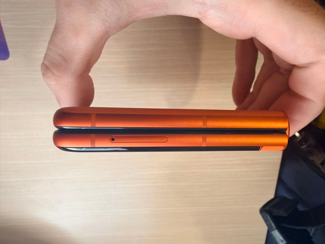 motorola razr 50 国内版simフリー 512GB