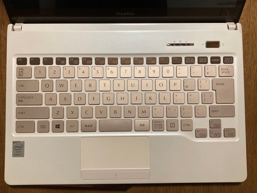 Fujitsu FMV LIFEBOOK Floral Kiss ノートPC