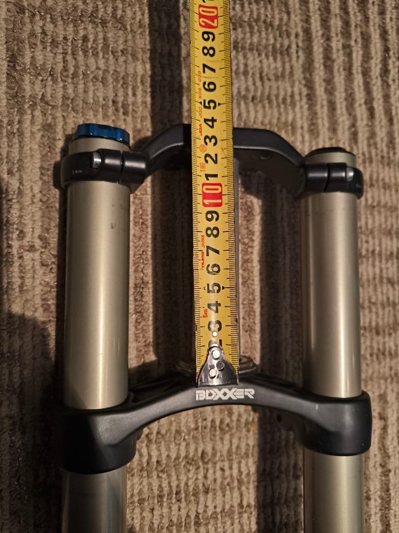 ROCKSHOX Boxxerサスペンションフォーク 26インチ