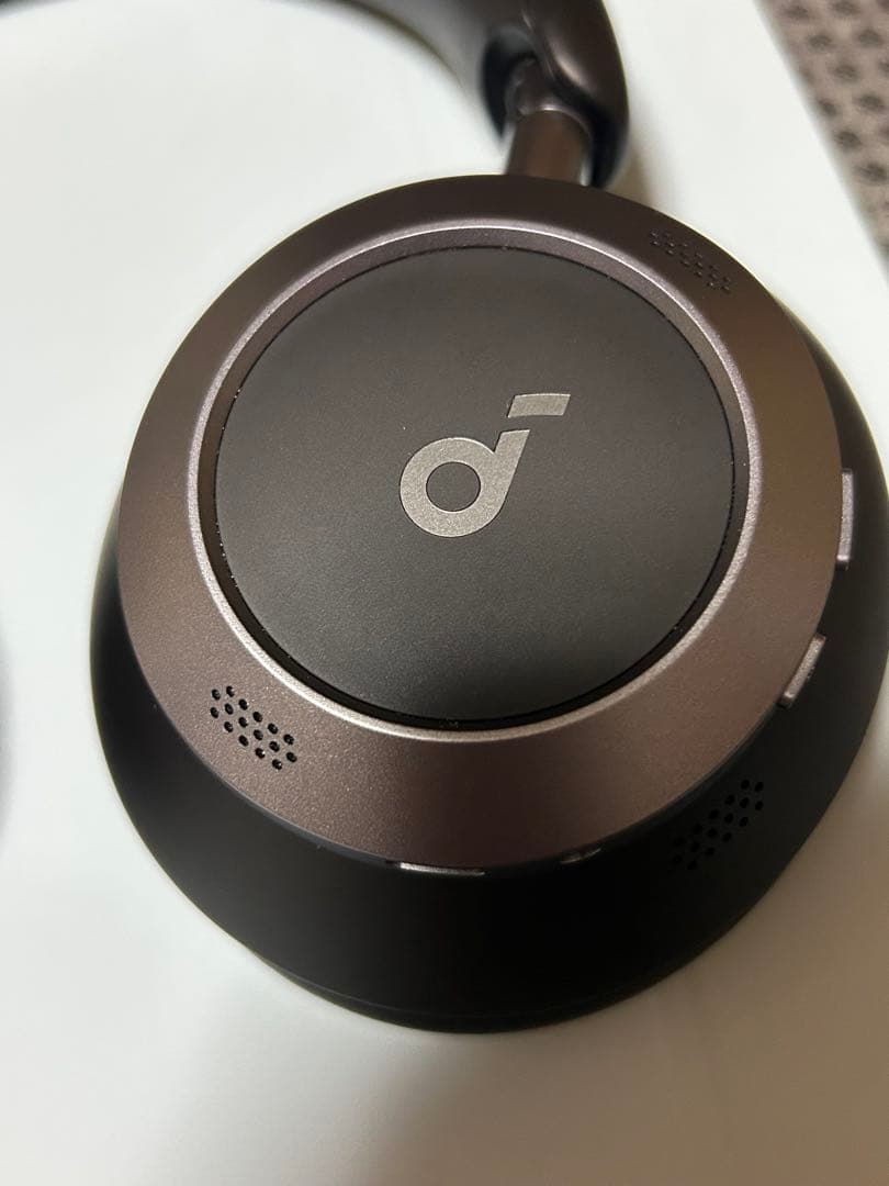 ヘッドホン Anker space one pro