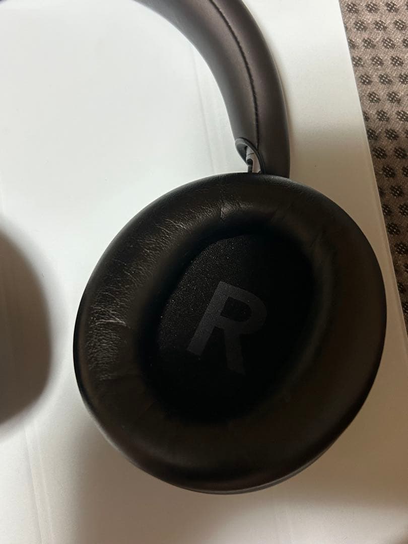 ヘッドホン Anker space one pro