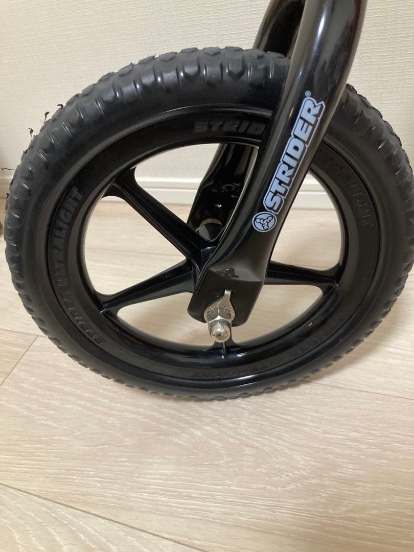 【箱あり・美品】ストライダー 12インチ　スポーツモデル　オレンジ