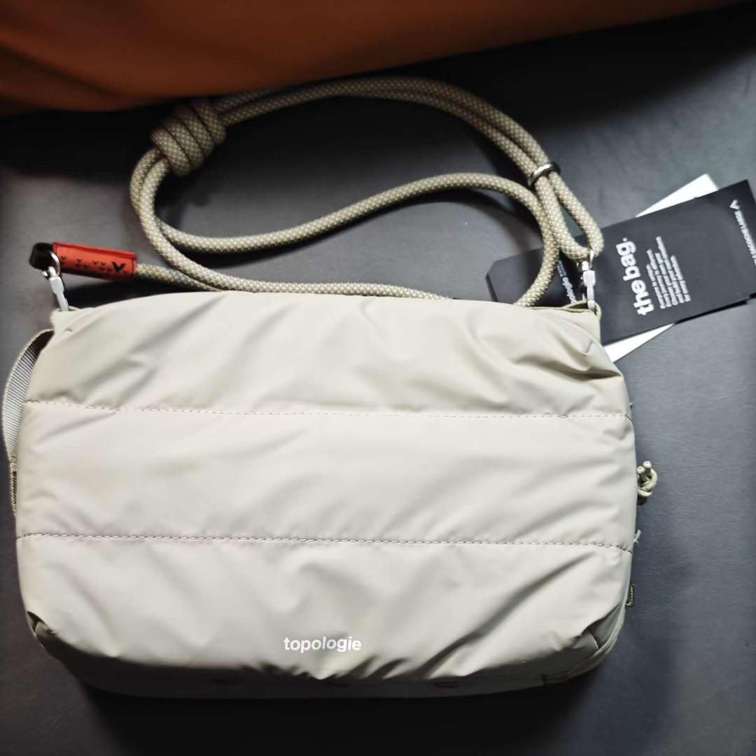Topologie トポロジー クラウドバッグ ショルダーバッグ ベージュ ﻿