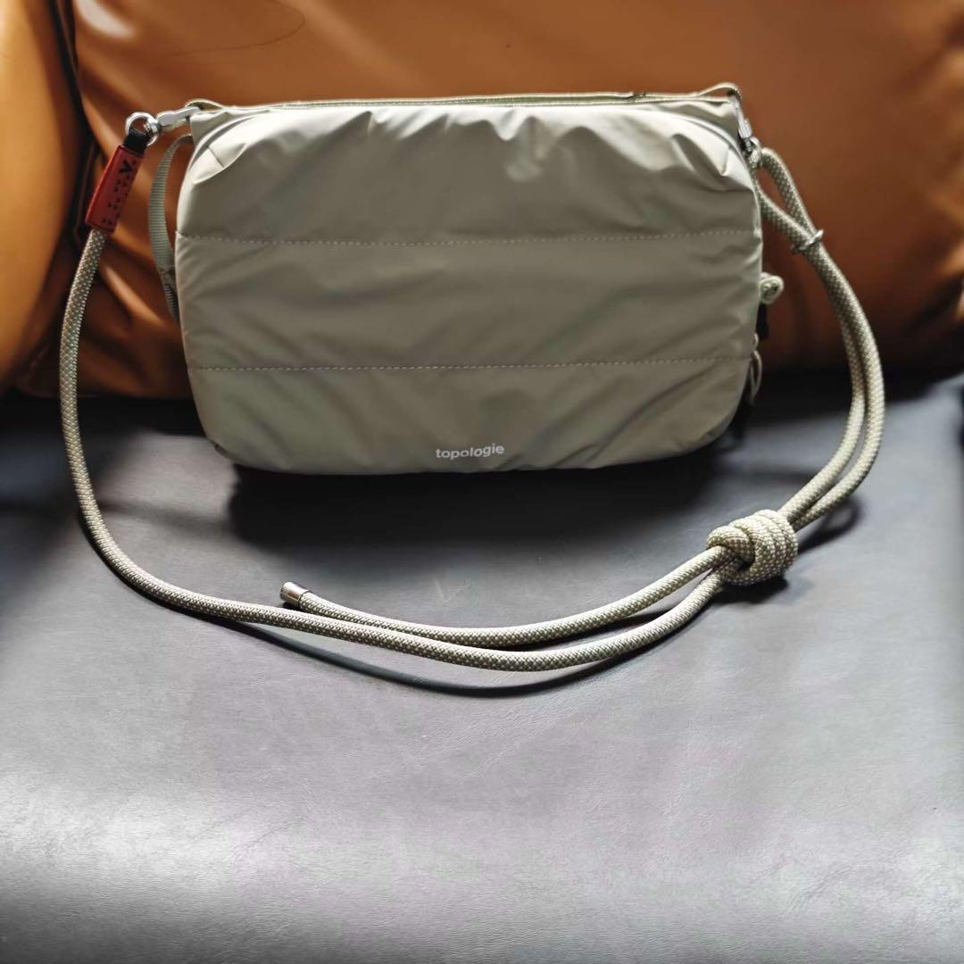Topologie トポロジー クラウドバッグ ショルダーバッグ ベージュ ﻿