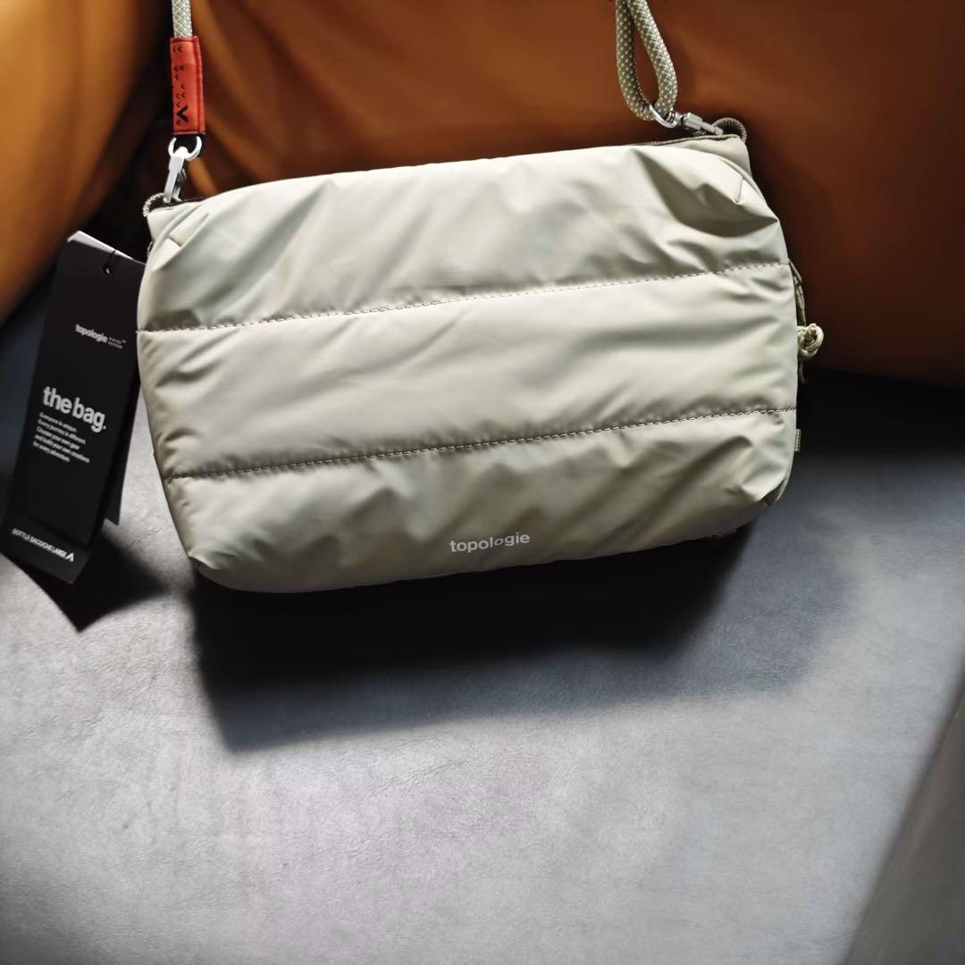Topologie トポロジー クラウドバッグ ショルダーバッグ ベージュ ﻿