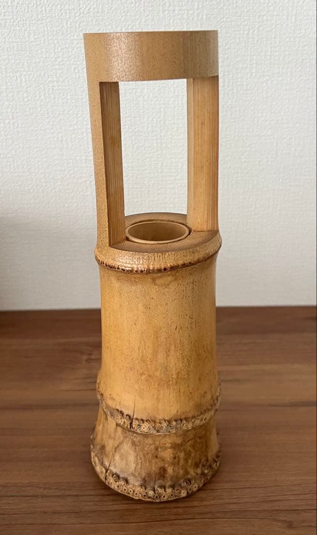 置筒竹花入 吹貫 茶道 箱付き 箱書き有 年代物 アンティーク 竹一重切花入