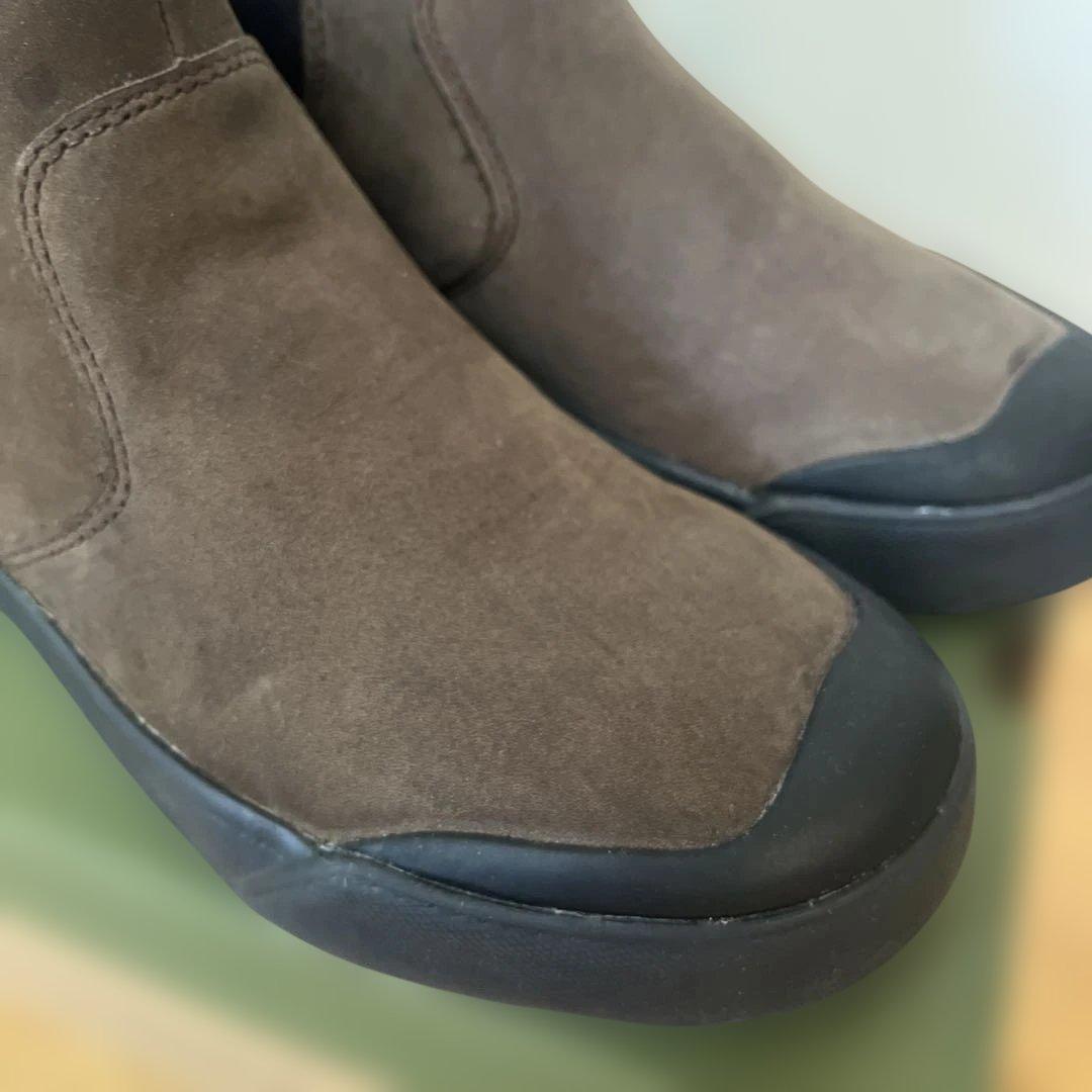 【未使用】KEENチェルシーブーツ ELENA CHELSEA 24 サイドゴア