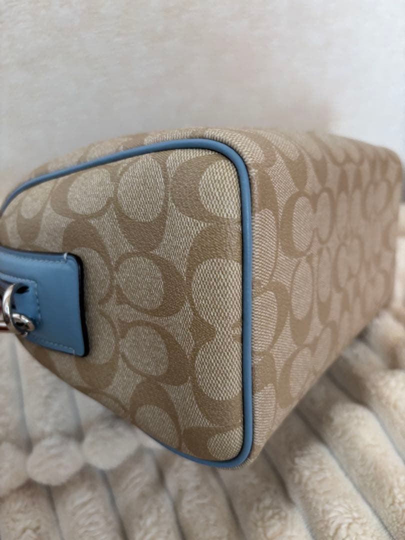 ケ*ー様 Coach ショルダーバッグ ベージュ/ライトブルー