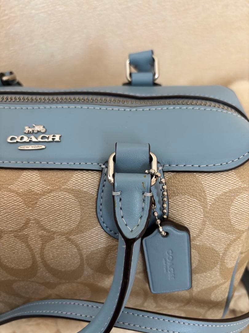 ケ*ー様 Coach ショルダーバッグ ベージュ/ライトブルー