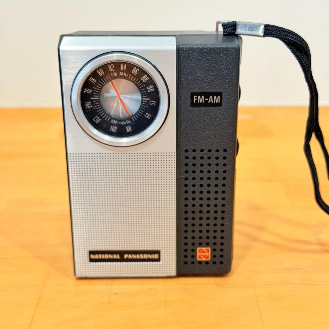 未使用級　ナショナル　パナソニック　ポータブルラジオ　RF-511