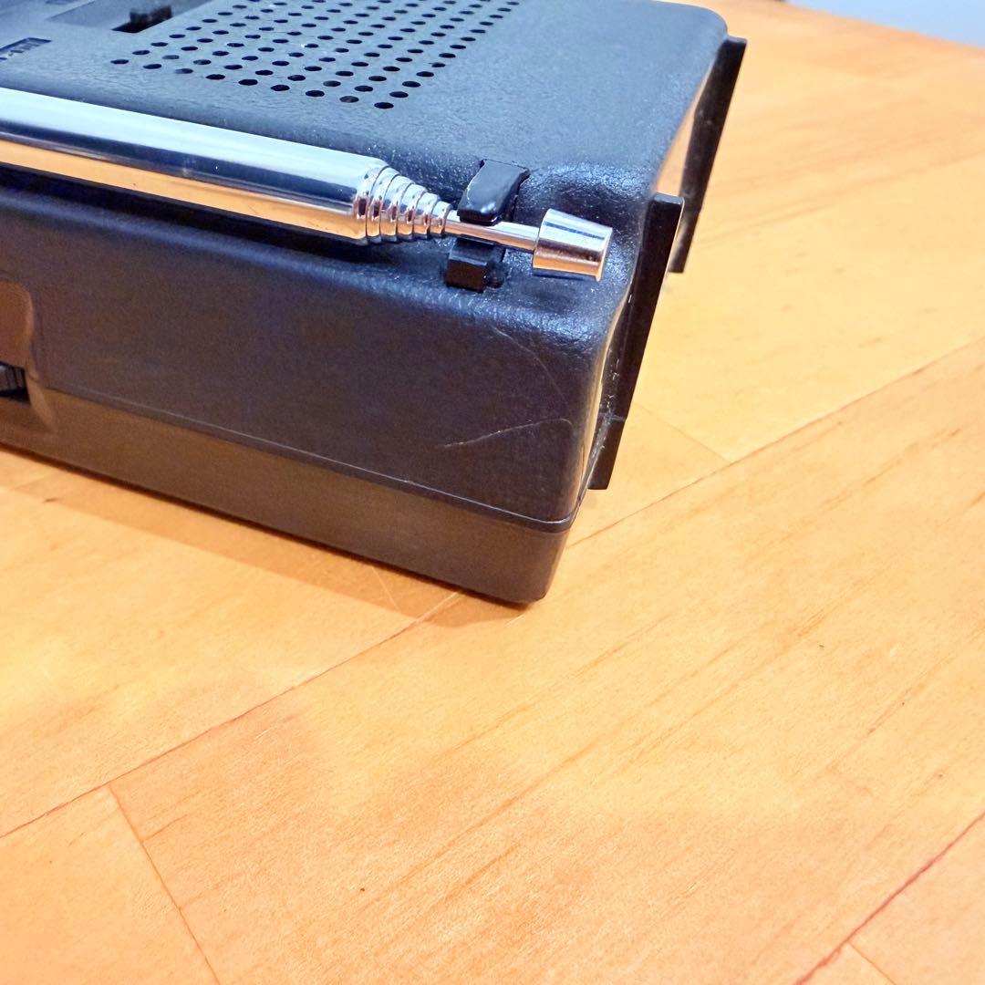 未使用級　ナショナル　パナソニック　ポータブルラジオ　RF-511