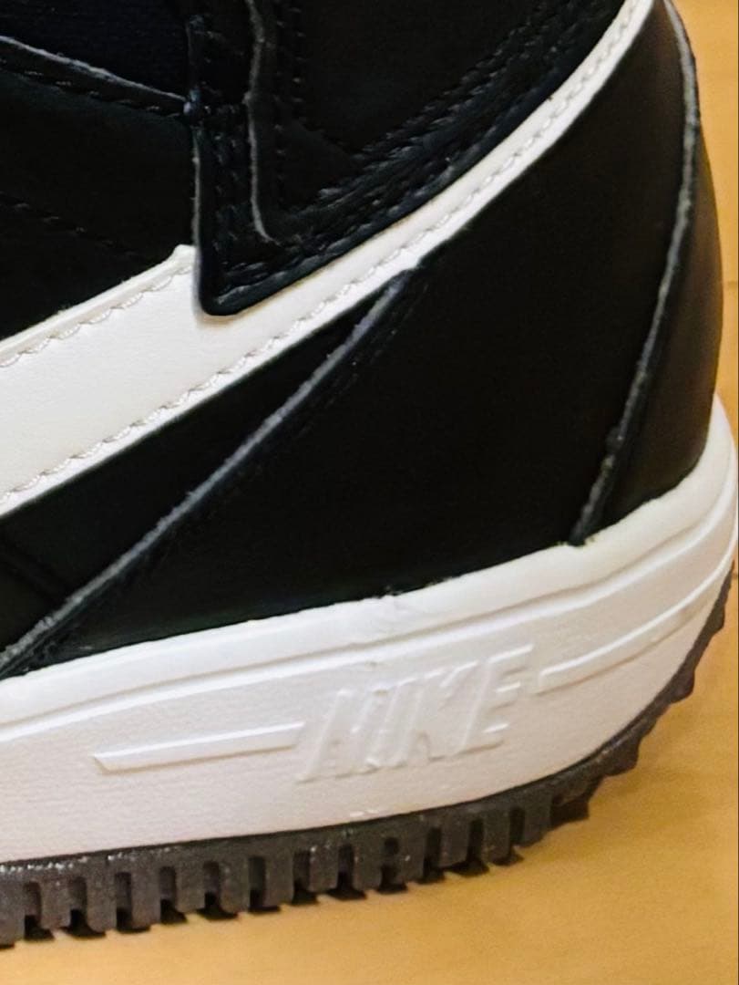 NIKE スノーボードブーツ　26cm