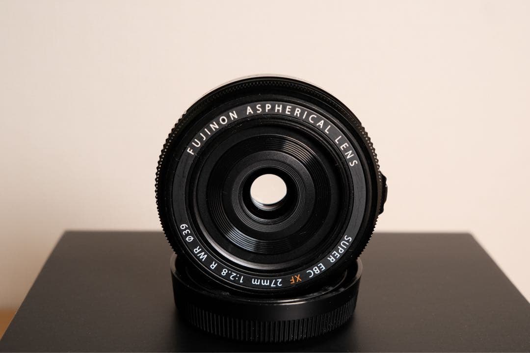 新品同様 富士フイルム FUJIFILM XF27mm F2.8 R WR