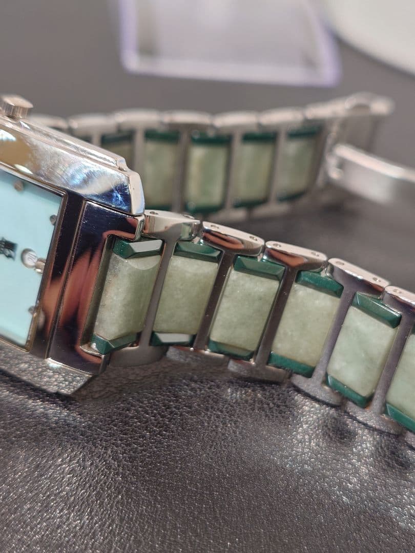 モンテキング　天然翡翠　レディース腕時計　可動品