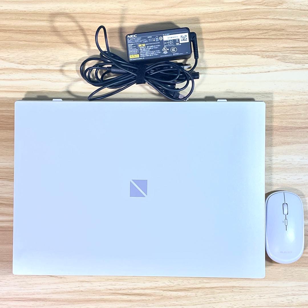 NEC LAVIE N15/Ryzen7/16GB/SSD512GB/ブルーレイ