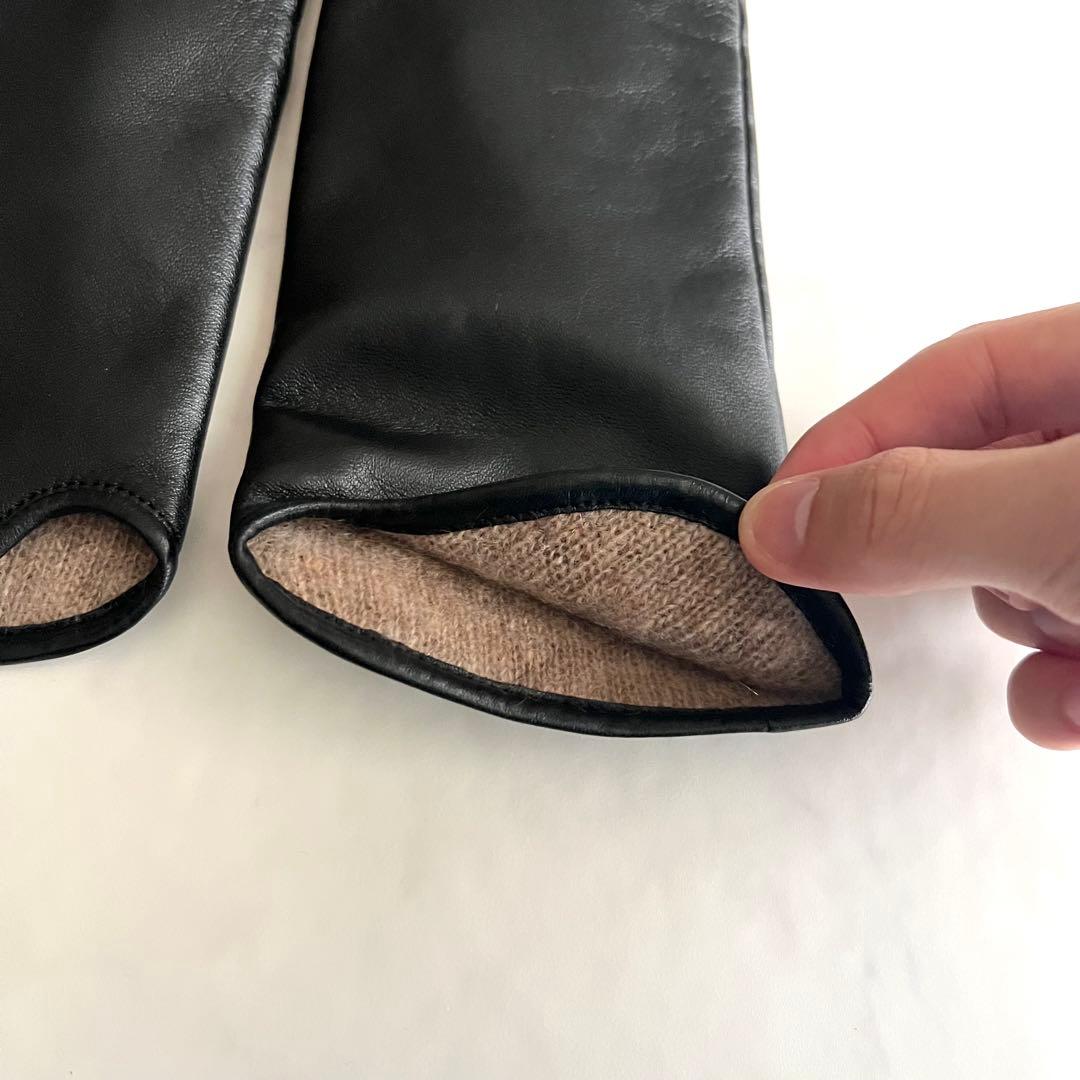 ほぼ未使用 マメクロゴウチ ラムレザー 手袋 グローブ カシミヤ ブラック 黒