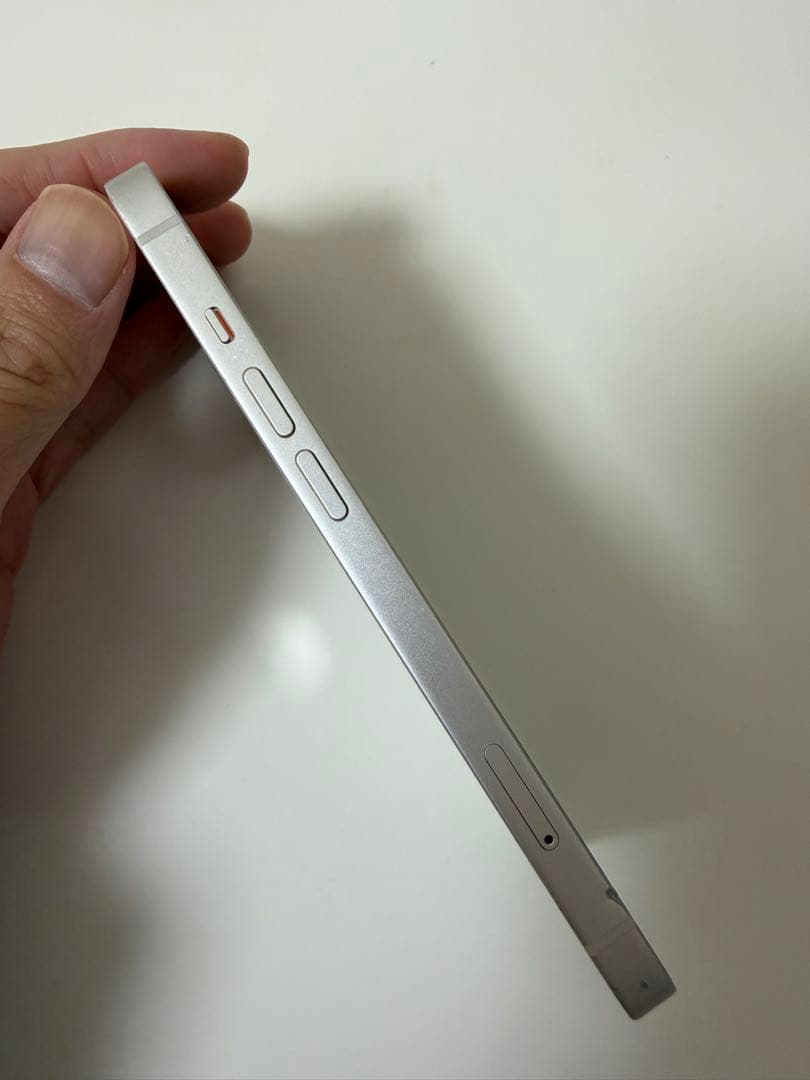 [キズあり] Apple iPhone 13 ホワイト