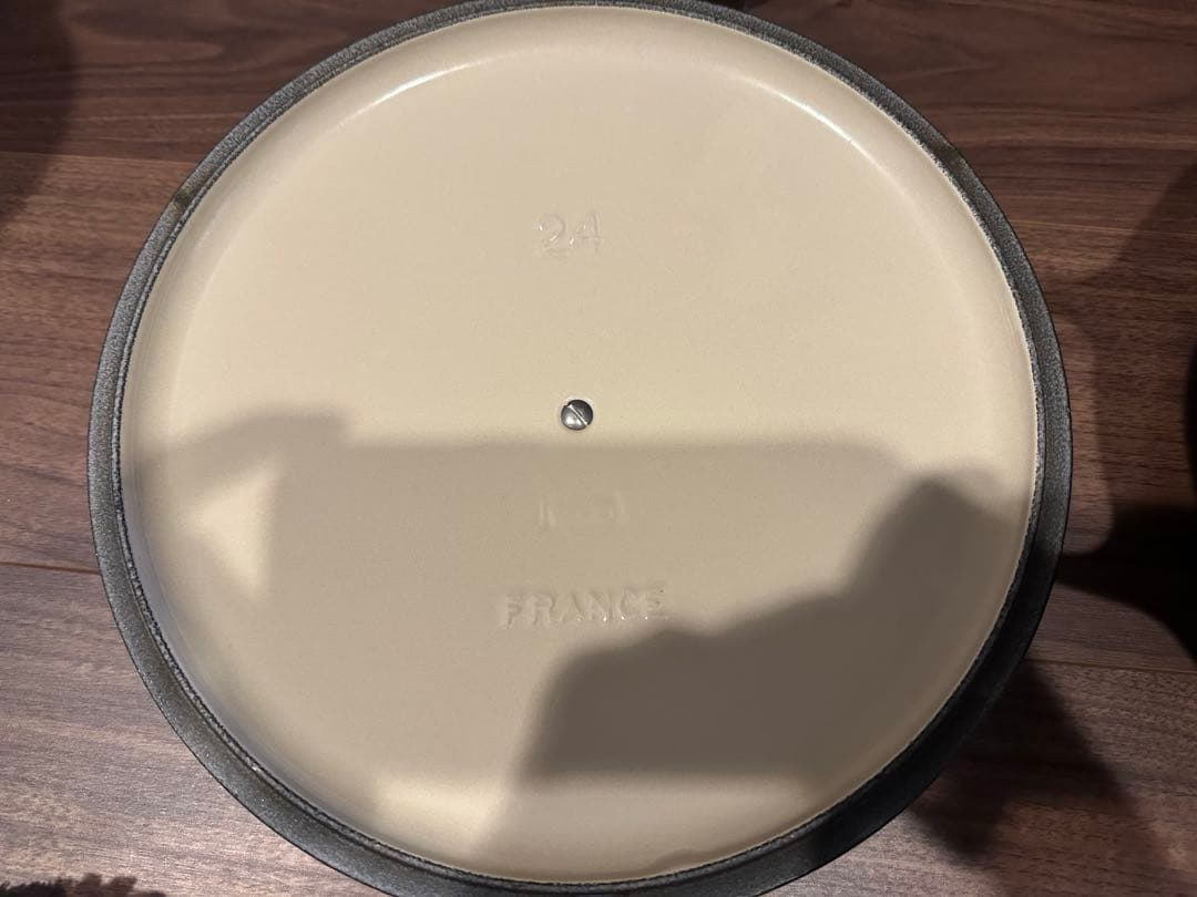 LE CREUSET 両手鍋 パープル　24インチ