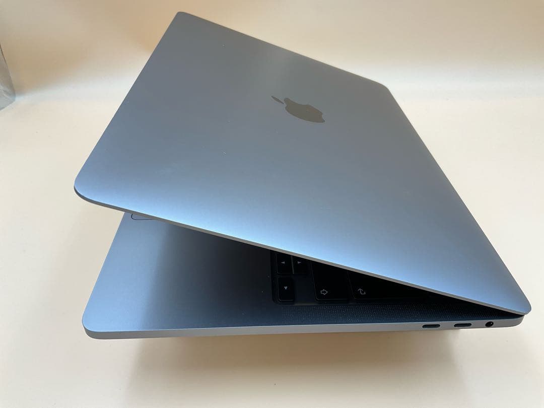 【美品】 Macbook Pro 2020 Core-i5 16GB/512GB