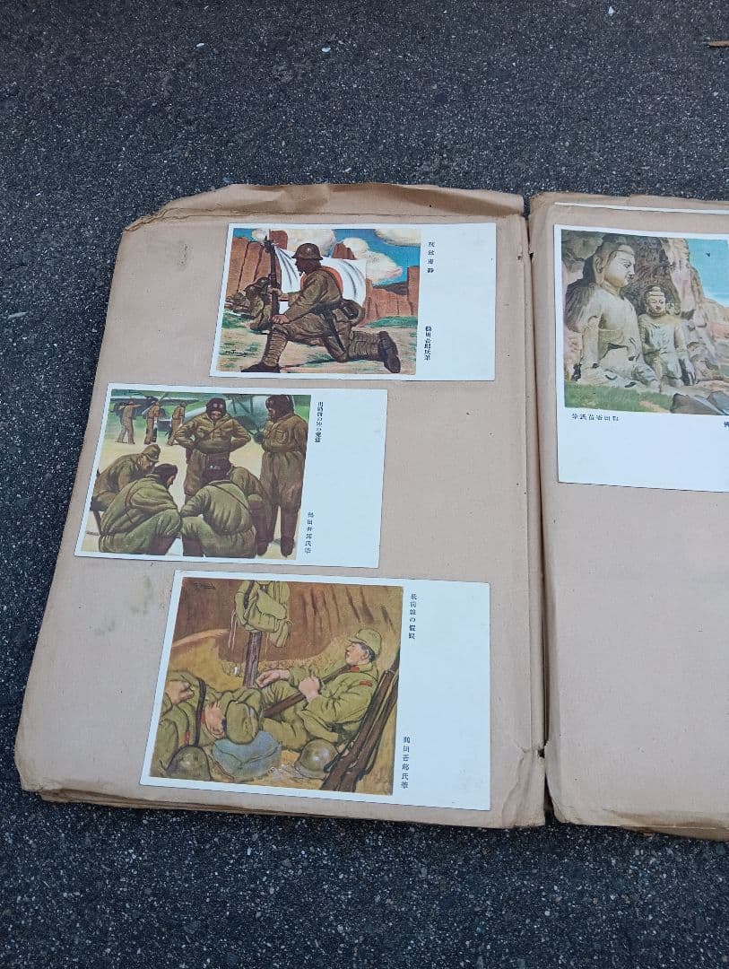 満州の古い絵葉書、１６６枚、スクラップに貼り付け、戦前、軍人、戦争
