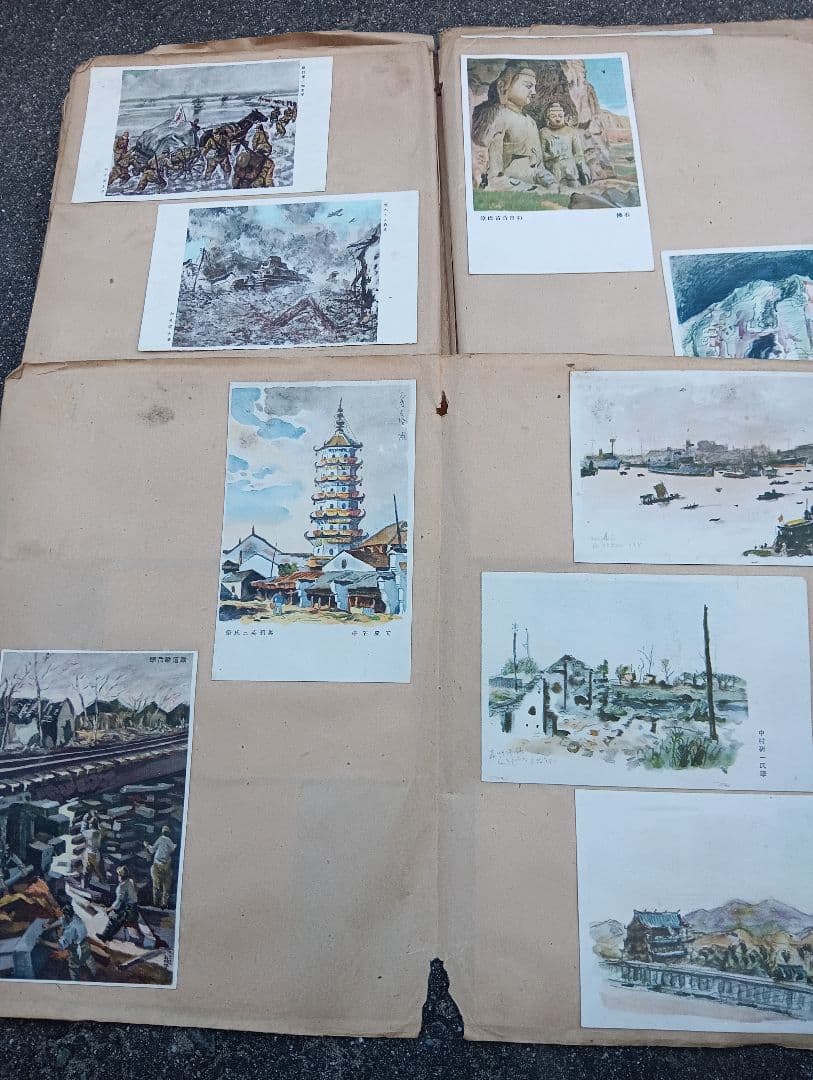 満州の古い絵葉書、１６６枚、スクラップに貼り付け、戦前、軍人、戦争
