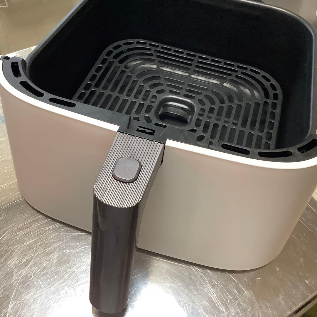 美品COSORI 6L ノンフライヤー時短調理家電