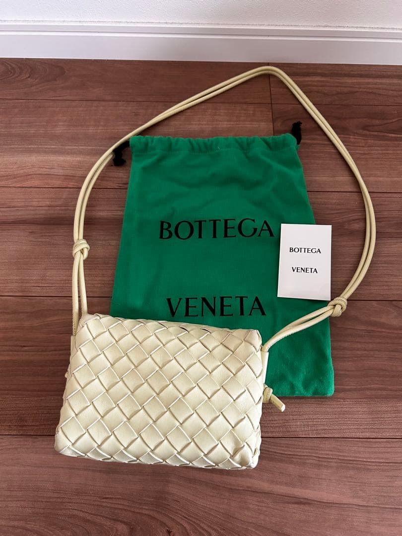 BOTTEGA VENETA ショルダーバッグ レモンウォッシュド