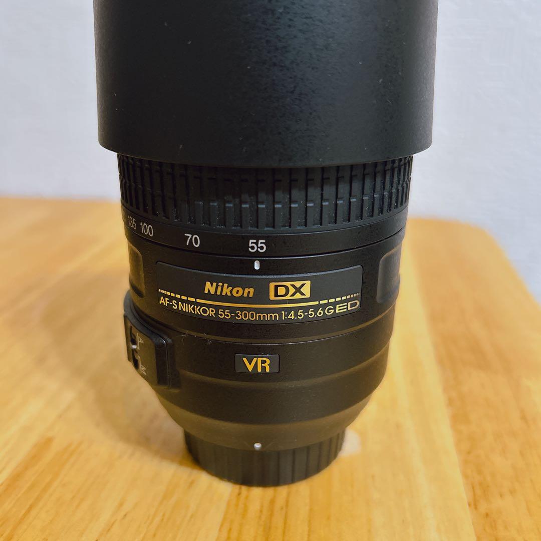 Nikon D5300 ズームレンズキット　カメラ　一眼レフ　ニコン