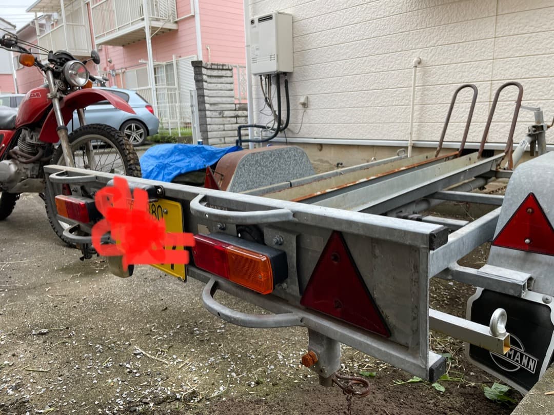 HEINEMANN トレーラー