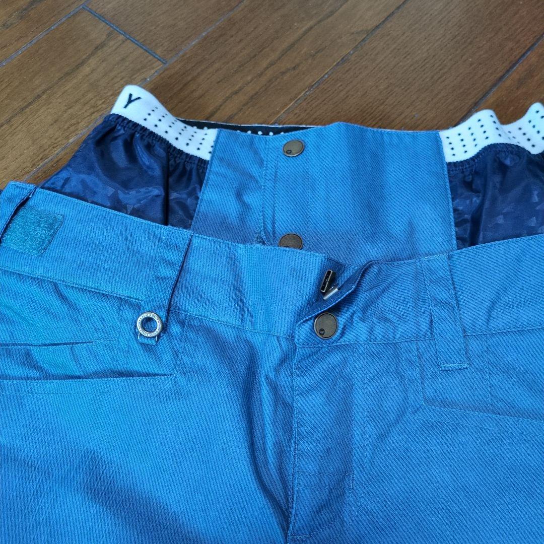 【美品】ROXY　スノボウェア　上下セット　Ｍ　デニム風　重ね着風　総柄