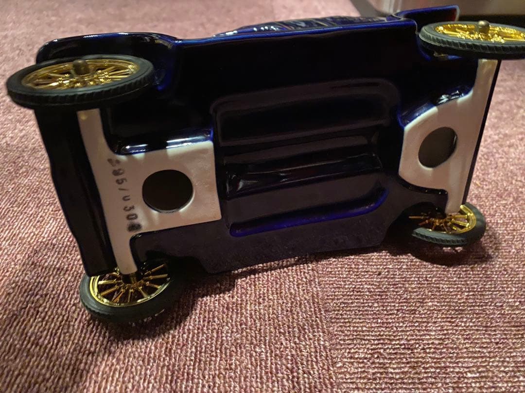 RENAULT エクスト　クラシックカーボトル