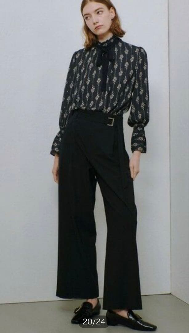 アルアバイル　プチフルールプリントブラウス　ブラック