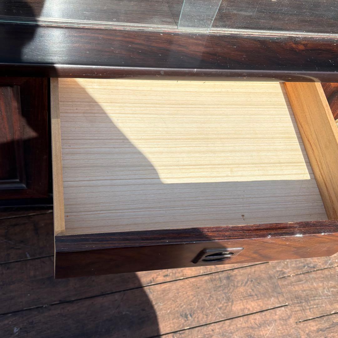 昭和レトロ 和家具 木製サイドボード ガラスキャビネット 飾り棚 水鳥 花柄蒔絵