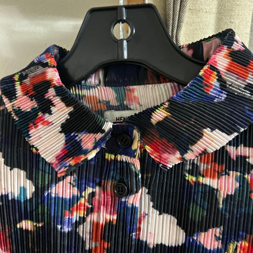 HENRIK VIBSKOV プリーツシャツ