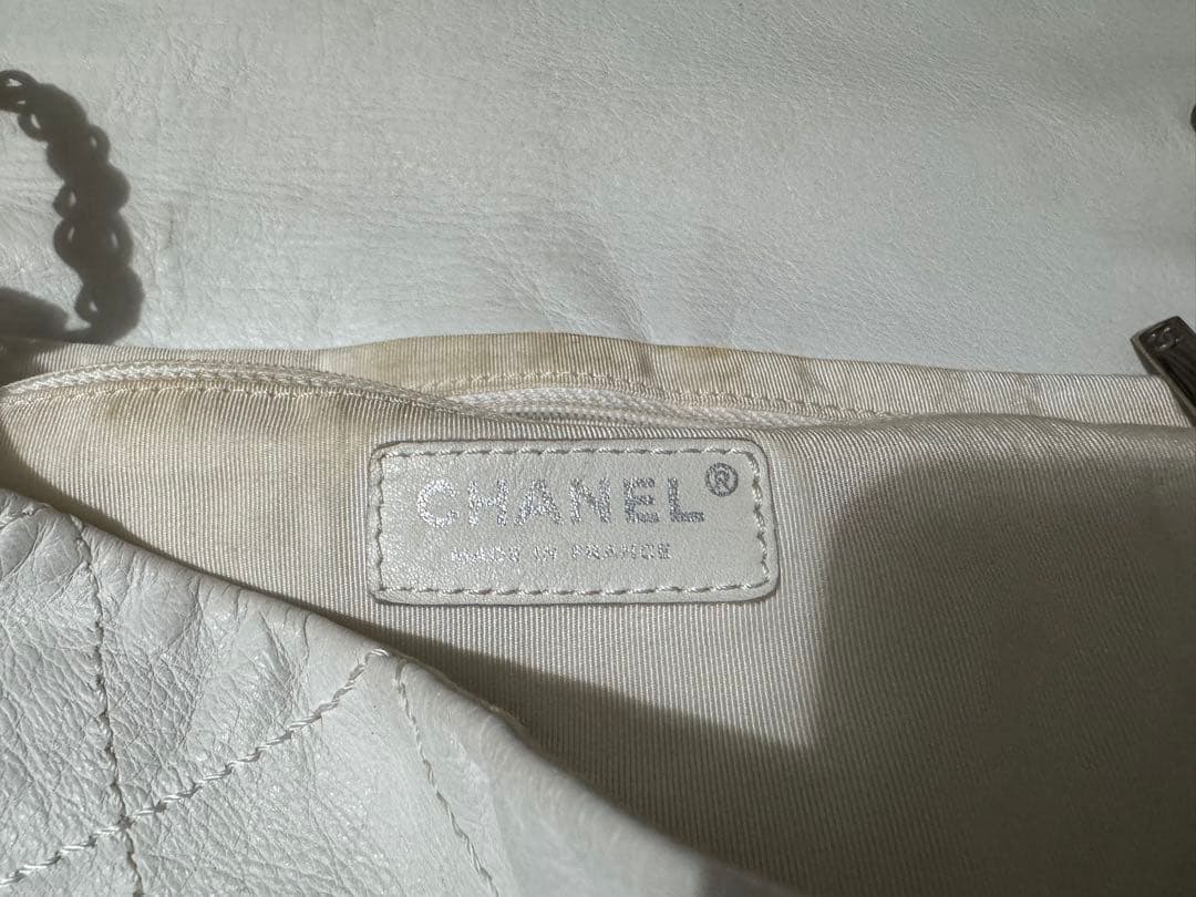 CHANEL シャネル ショルダーバッグ マトラッセキルティング エナメル