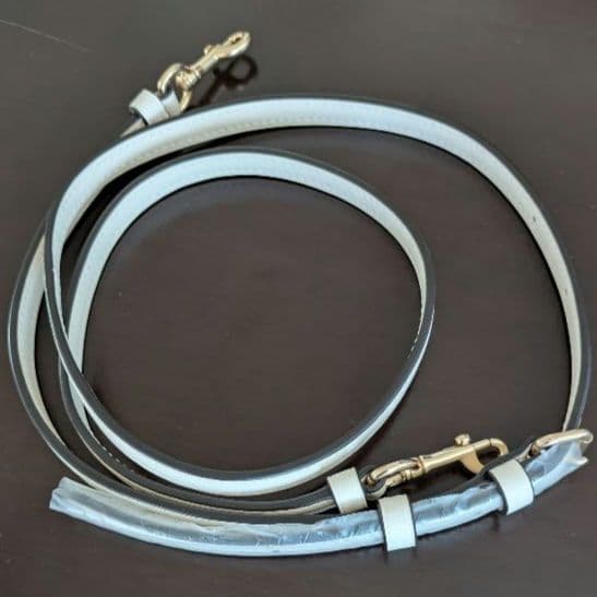 超美品　コーチ　ミニショルダーバッグ シグネチャー アクセサリーポーチ