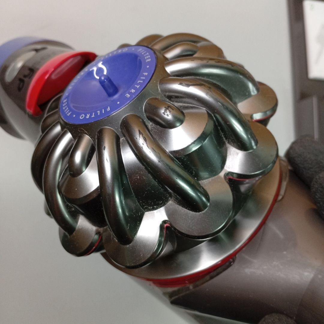 Dyson v8 fluffy sv10 スティッククリーナー 本体